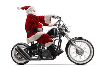 Auguri in Piazza - Babbi Natale a Benna